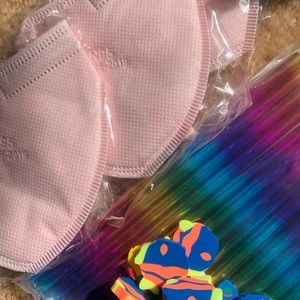 KN95 children’s toy package